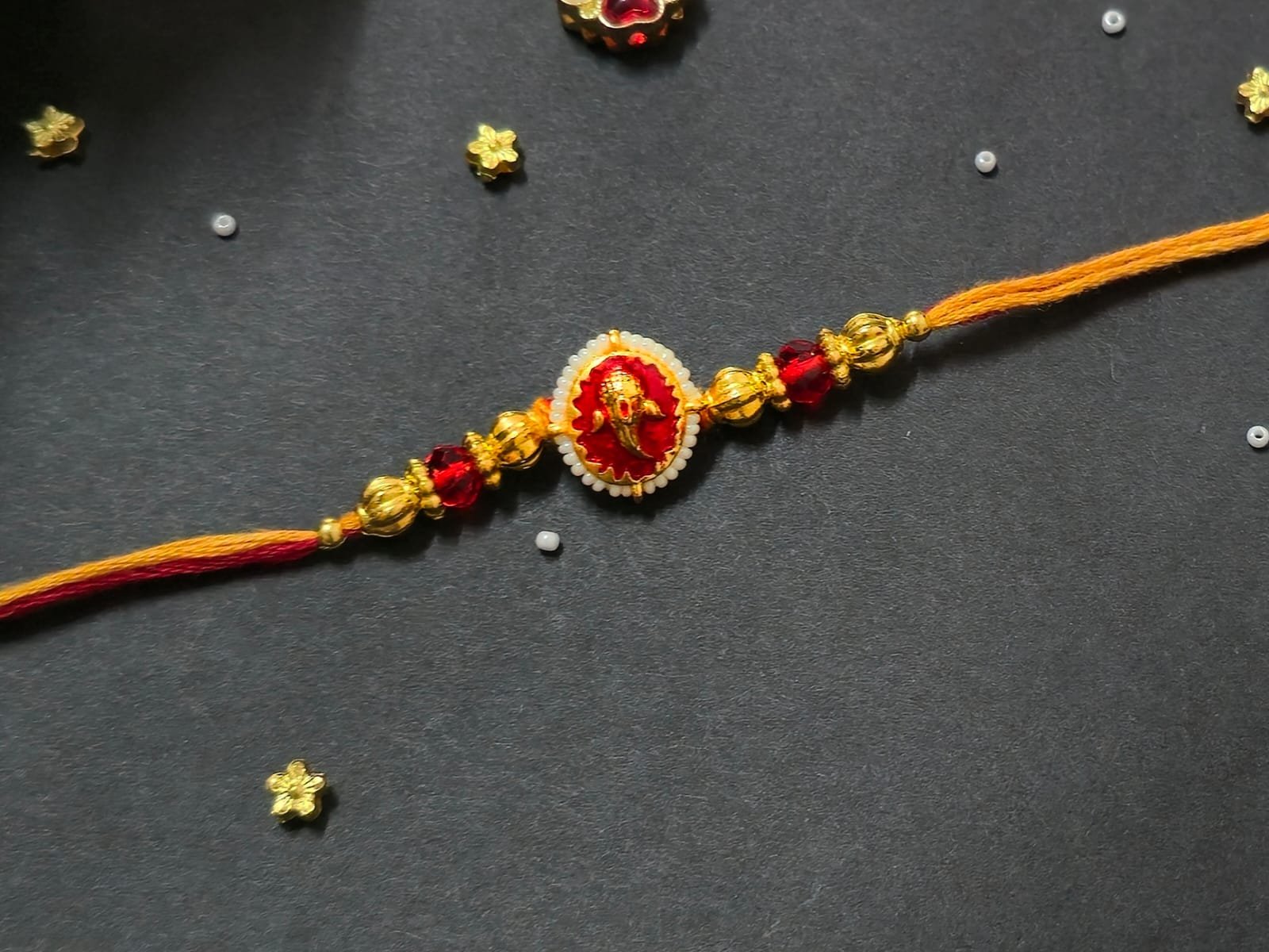 Ganesh Kundan Rakhi